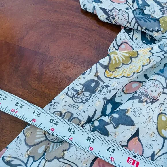 Loft Floral Off the shoulder top ruffle sleeve - Picture 4 of 5